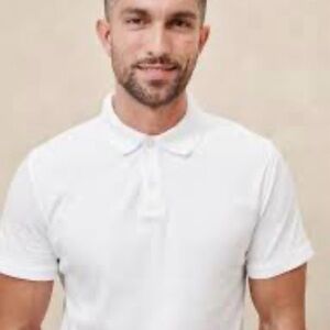 Banana Republic Men's White Polo Shirt